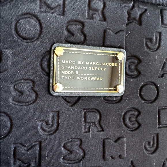 Marc by Marc Jacob’s Laptop Sleeve - Fits 13-15” - Picture 3 of 5